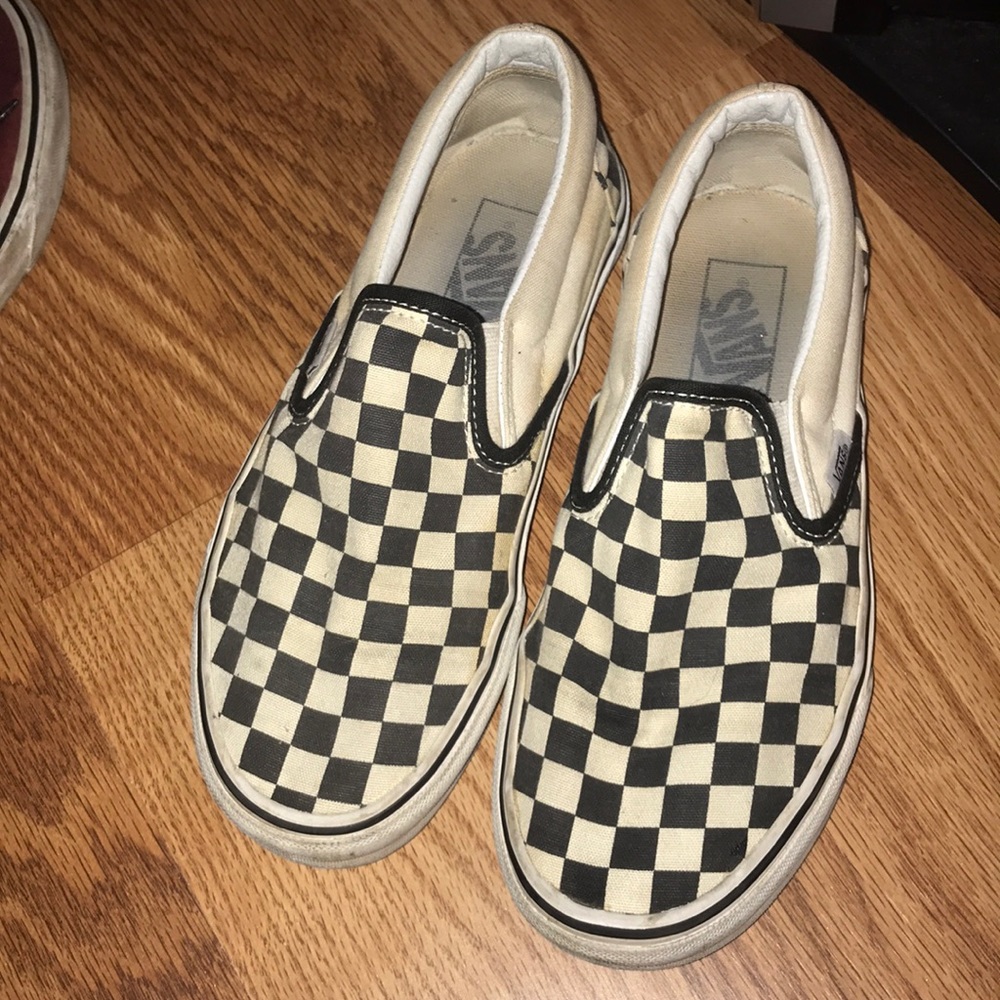 checkered vans